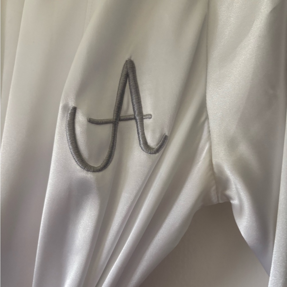 Silk Robe - Picture 3 of 4